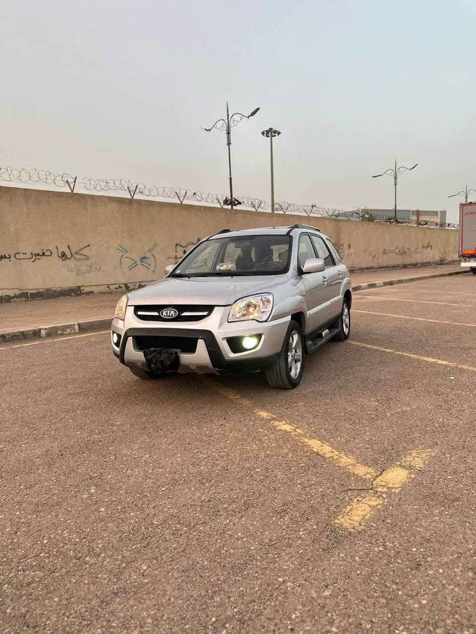 سبورتج ادوات متوؤمه السياره فول 
فتحه بلقماره 
مري شفط 
حساسات 
كهربائيات كلها شغاله 
اخت الجديد 
ماشيه 160 حقيقي 
دخول جديد #السعر55 وبيها مجال 
گير محرك كفاله 
كفاله من الگص 
مكاني ميسان 
للأستفسار ***********
