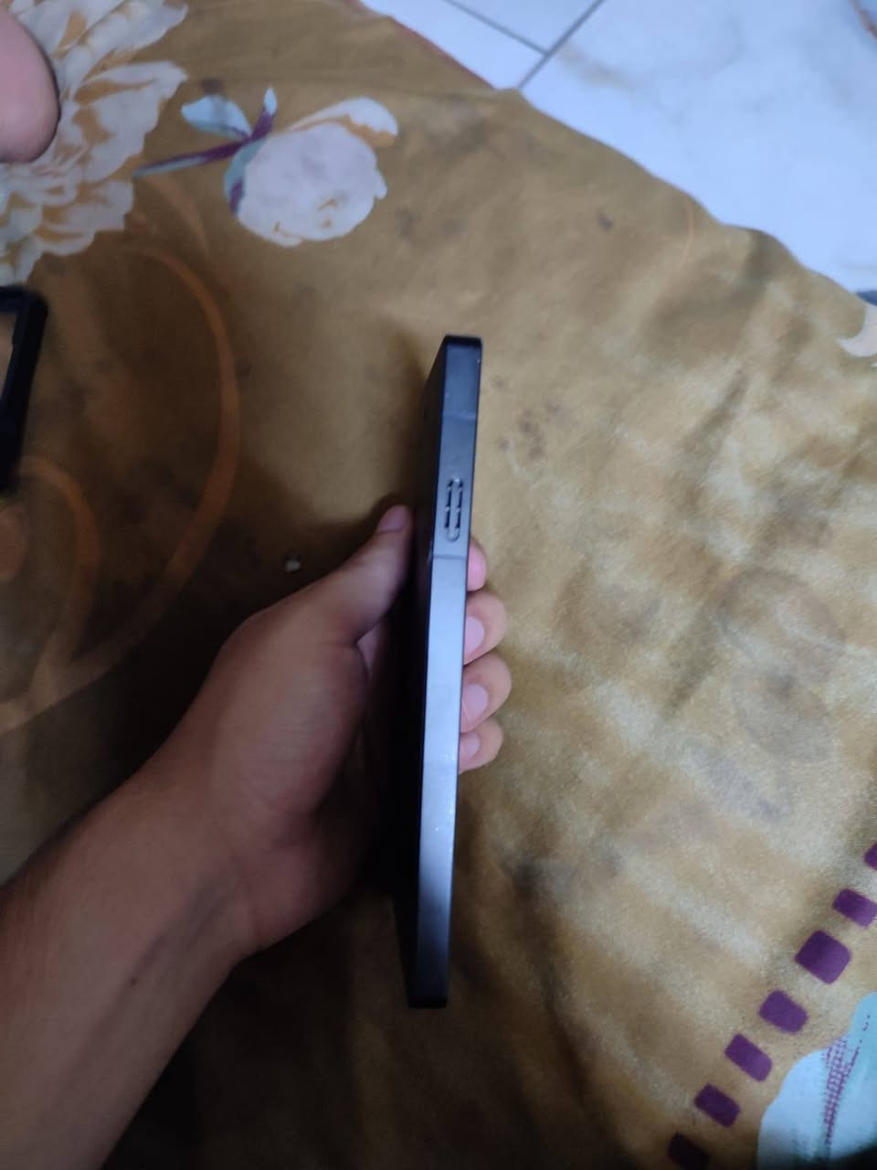 ريد ماجك 10 برو ذاكره 256 الجهاز فقط بي فطور بل ضهر كامل ملحقاته كارتونه وشاحنه وكيبل سعر 800 مكاني بغداد دوره و اقبل مراوس ب ايفون 14 برو ماكس او 15 برو ماكس  ***********
