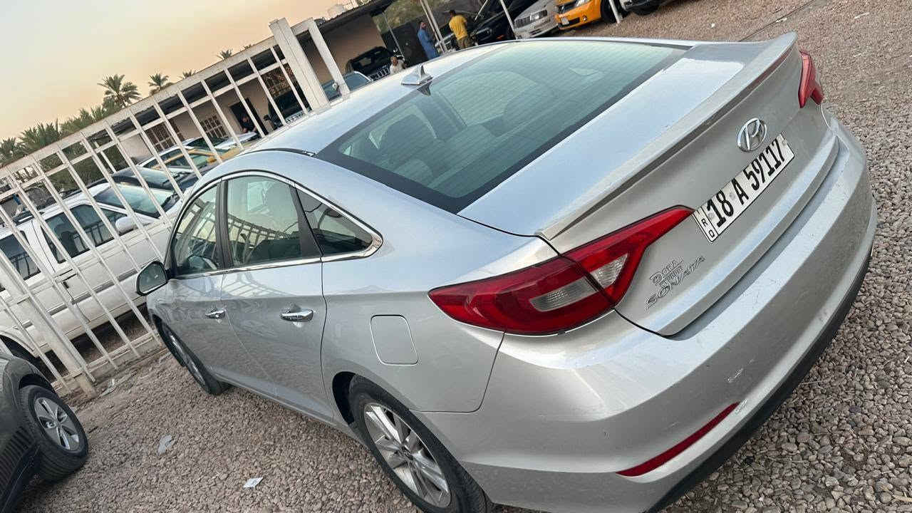 السلام عليكم
سوناتا موديل ١٥ وارد امريكي حادثها بابين فقط بدون دواخل السياره كفاله عامه من شواصي ولغود ودواخل 
محرك ٢٤٠٠ امعلي كازكيت يعني ماكو دوانز تبريد انجماد جاهزه على مدار ٢٤ حبايه المكان بابل السعر ١١٥ وبيها مجال المكان بابل او امراوس ابسياره عاليه  للاتصال *********** والثاني بي واتساب ***********

