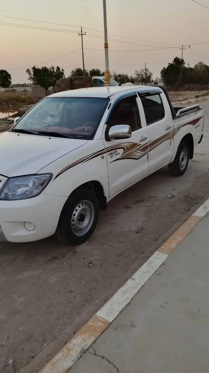 سلام عليكم للبيع فلاونزه 2006 مكفوله 
رقم بصره بسمي 
الاتصال ‏‪***********‬‏
