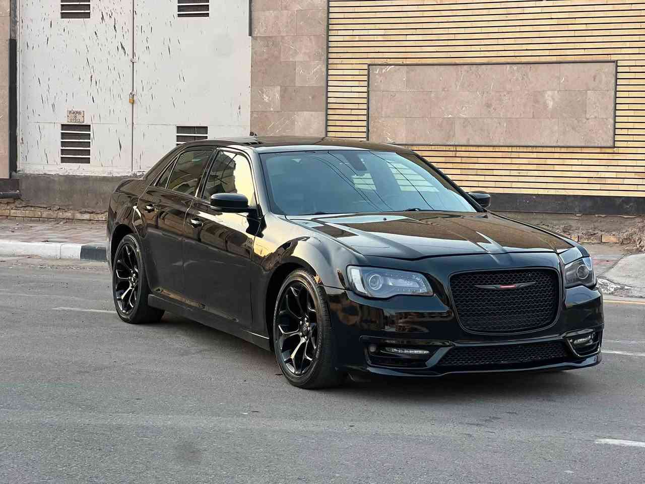 السلام عليكم للبيع كرايسلر أوباما موديل2022وارد كندي صور الحادث مرفقه بالمنشور بيها تبديل قطعتين من دون قطرت صبغ فول مواصفاتSبانوراما شاشه كشنات جلد تدفئه تبريد كهربائيه شفتات ستيرن كشنات حضن علامةSع الكشنات تبريد قطعتين مكينه6Vكير مكفوله رقم بغداد سياره جديه وجاهزه كير محرك حداديه تخم تاير تبريد تدفئه ما نقصها ايشي السعر210للاستفسار اكثر اتصل***********
