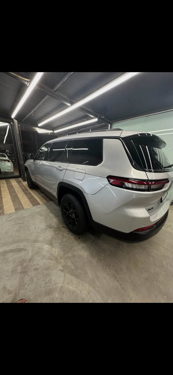السلام عليكم 
من رخصة الادمن
جيب شيروكي كراند 2024
ماشيه 66 الف رقم بصرة كتاب شهداء
صبغ جاملغ وبنيد جاملغ خلفي شبرين
المواصفات لمتد عدا الفتحه
رادارات تحديد مسار سبورت توقف ذاتي نقطه عمياء  كشنات جلد كشن السائق كهرباء صور الحادث مرفوقه مع الصور
المكان البصرة 
السعر 250
***********
