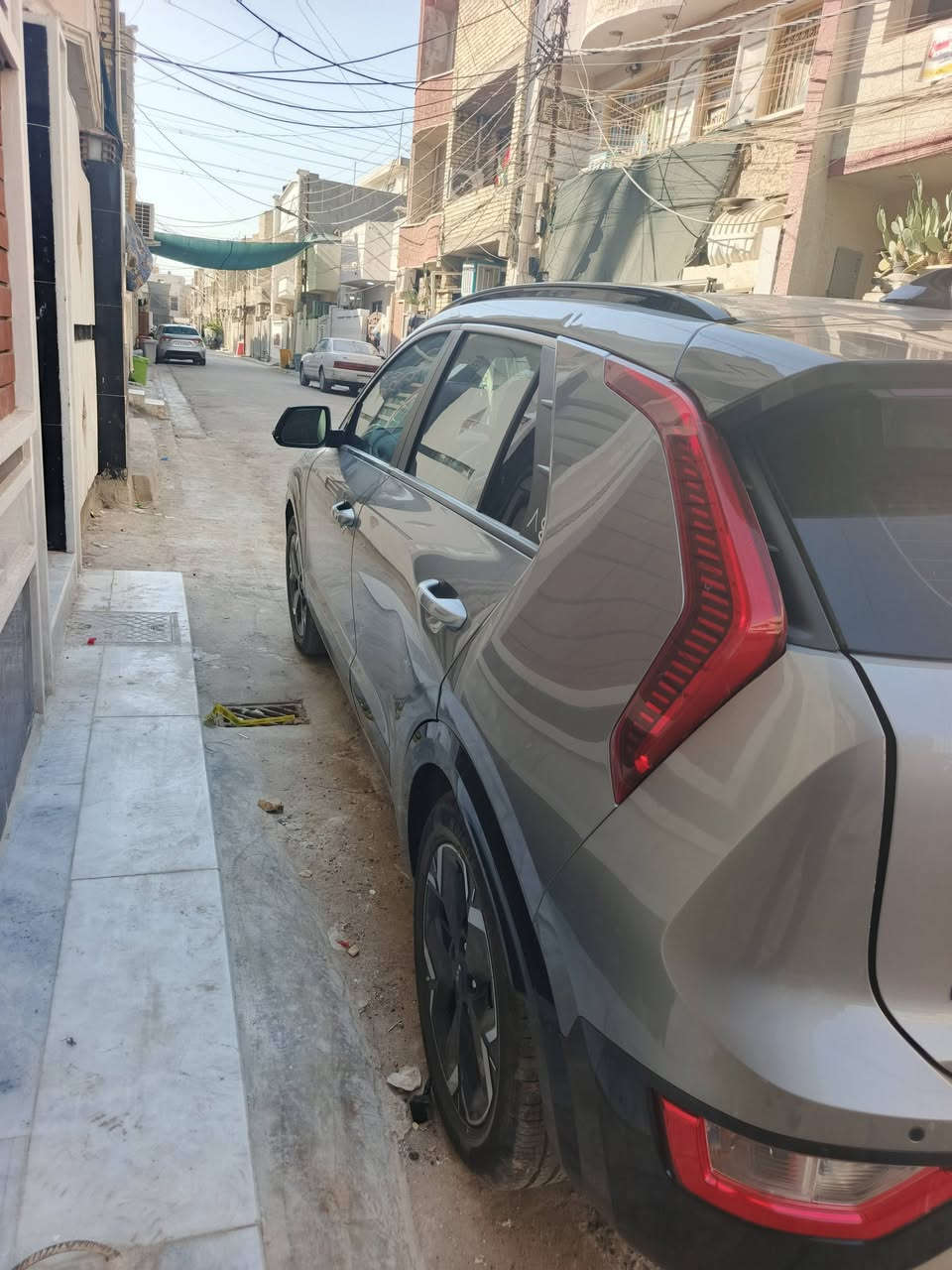 كيا نيرو موديل ٢٠٢٣ كهربائية بالكامل يعني شحن كل شحنة تمشي ٤٢٥ كيلو حادث تبديل جنطة بدون ايرباك رقم بغداد باسمي السعر ١١٠$  بيها نواقص ونزلت سعرها لان هذا مو سعرها وبالامكان مراوس بسيارة اقل حسب القناعة مكان السيارة بغداد الشعب  للاستفسار ***********
