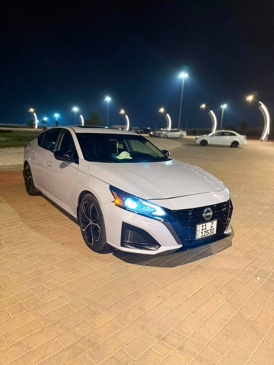 السلام عليكم  التيما 2023 SR بلاص فول الفول
كلين فقط بارد بلبنيد جديده بمعنى الكلمة
ماشيه 48 كم 
اللون سموك 

الهاتف ***********
