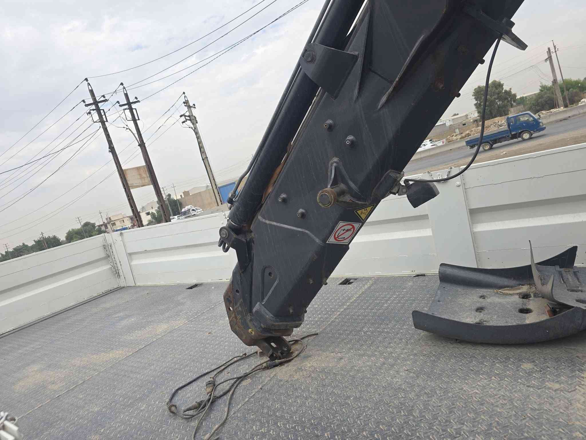 اخوان كرين فاسي موديل 2011
11طن 
ثلاثة سيلايت 
كرين اوربي ممشتغل بل العراق
كرين مكفول 
سيفتي 
مكاني بغداد جسر ديالى 
السعر 26500$
للاستفسار ابو رضا 
***********
