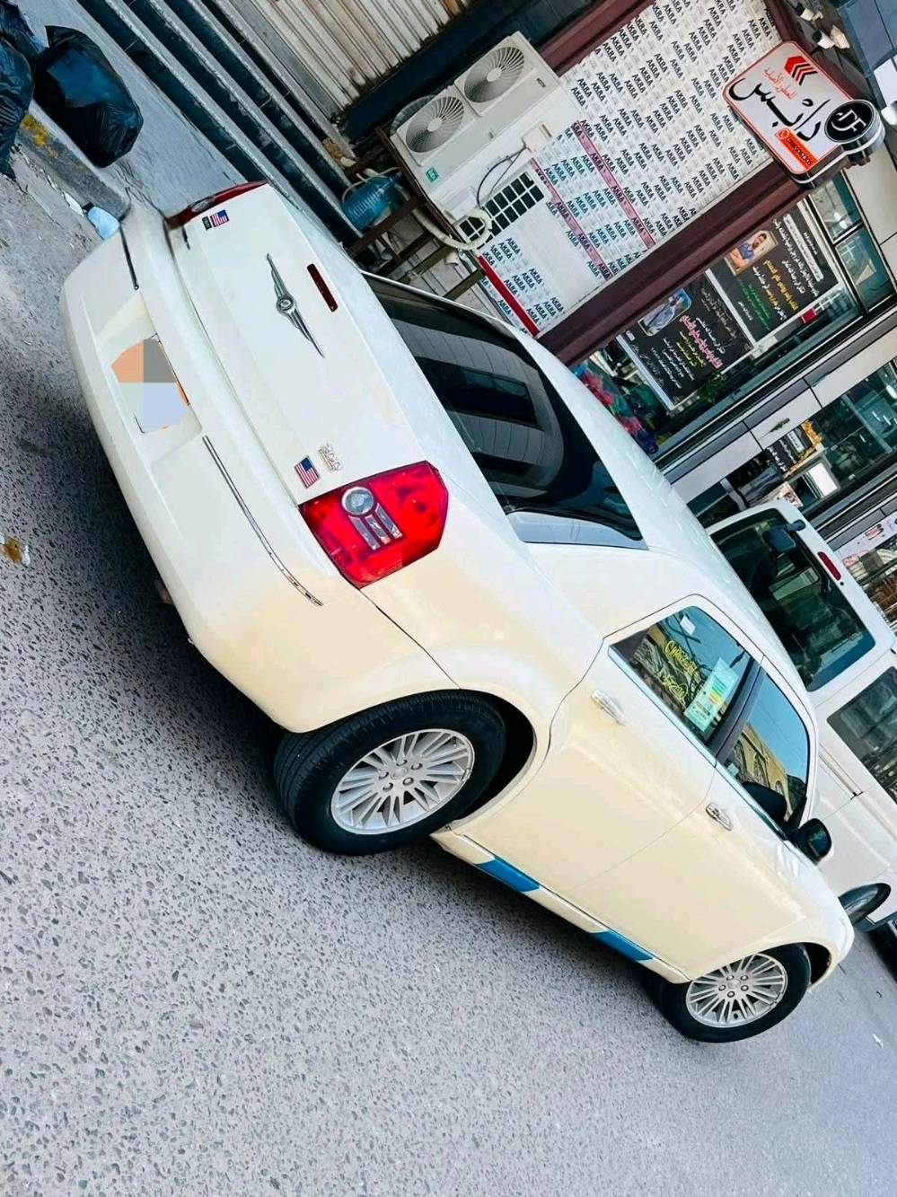 كرايسلر وارد كندي • مكينة ٣٥٠٠ • ١٩٨٠٠٠ كم