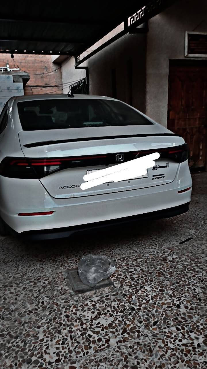 السلام عليكم هونده أكورد  هايبرد مكينة 2000سبورت موديل 2025 ماشية 25 ألف كيلو بانورما طكتين ضرر قطعة وأربع أصابع سياره طلقة تسرع مخيف  تحكم استيرن / شاشة  كبيرة /تشغيل عن بعد /تحديد مسار /أوتو هولد /سايد بريك /بصمة / كار بلي  / كروز سرعة /لايتات زنون عدسات /
مانع انزلاق /دخول ذكي /
إنارة ترحيب كشن كهرباء 
رقم بغداد بسمي تحويل ثاني يوم 
السعر 215 وبية مجال للطيبين 
رقم الهاتف***********
