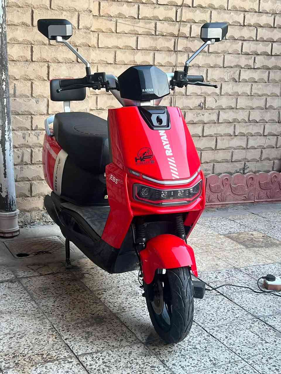 دراجه شحن نوع ريان موديل 26 تحتوي على 6 بطاريات استخدام قليل الملف 2000 حجم الويل 12 نظام البك والبارك بصمات 2 سويج 2 الشاحنه الاصليه السعر 750 وبي مجال قليل العنوان بغداد  ***********
