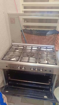 طباخ • شغال • للبيع