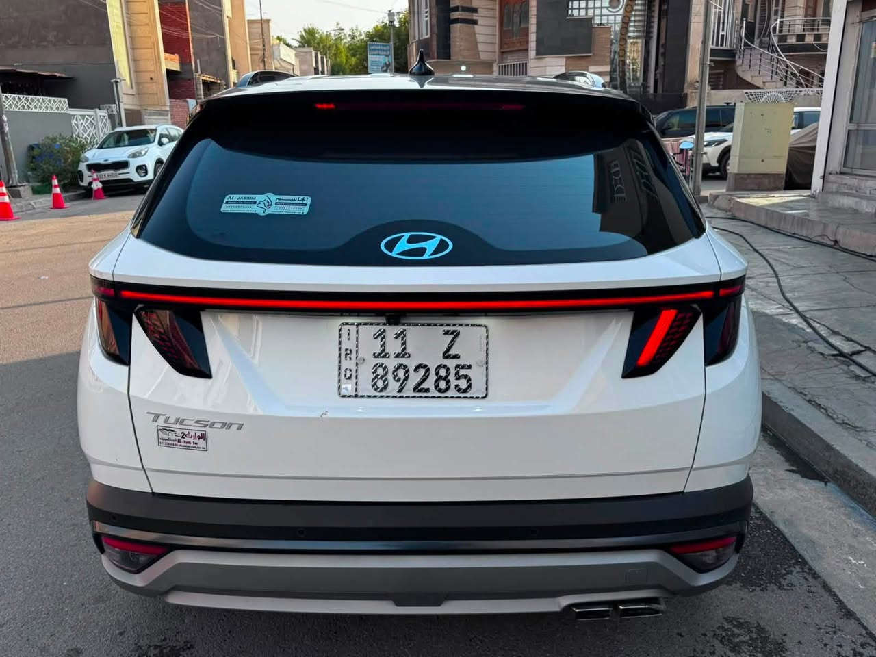 هونداي توسان خليجي موديل 25 ماشيه 13 فول موصفات توكلر كشن تبريد كشنين كهرباء باب خلفي كهرباء ويل 19 شاشه متصل ايبات سياره بدون صبغ  بيهاء مكان بارد قليل العنوان بغداد  رقم صاحب السياره ***********
