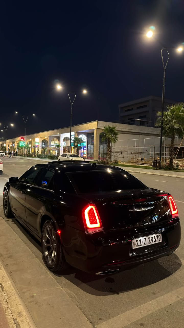 كرايسلر 300S • ٢٠١٨ • ٧٧٠٠٠ كم
