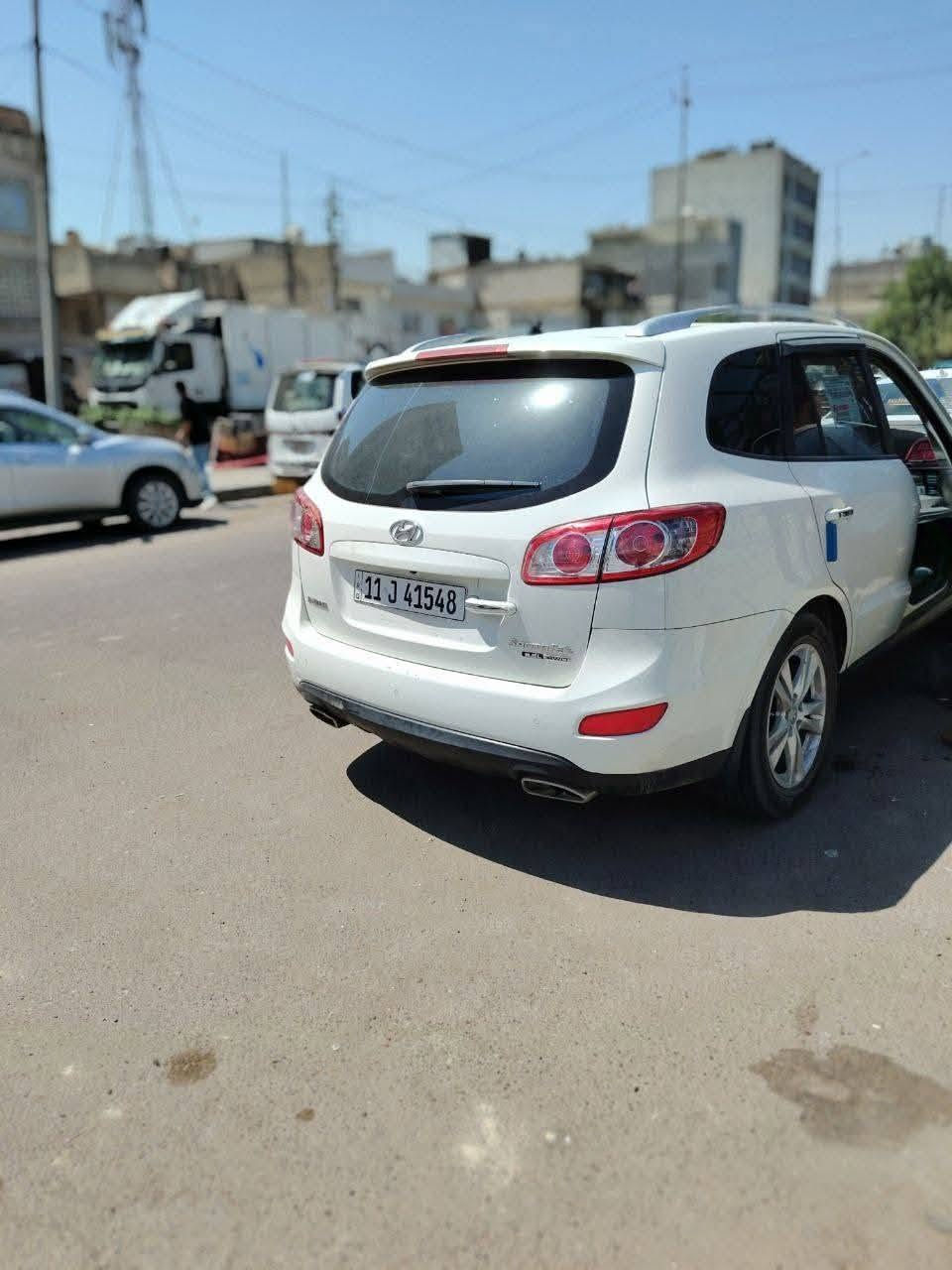 سنتافي 2011 خليجي كفالة عامة فول مواصفات عدة البصمة رقم بغداد جديد بسمي فور ويل  مكينة 6 سلندر 7 راكب 3 قطع تبريد فتحة سقف كشنات كهرباء مري شفط ثلاجه وبعد هواي مواصفات مكفوله سياره جديده تخم تاير جديد حداديه جديد ادامه كامله سعر157 وبي مجال مكانه ديوانية مركز  ***********
