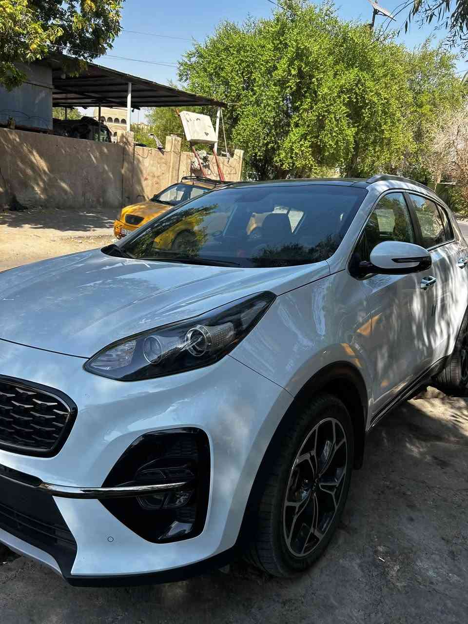 سبورتج جيتي لاين 2021فول موصفات ماشيه 49الف   بصمه بنرامه كشنات كهرباء جنطه كهرباء  حساسات اماميه خلفيه داخل  جوزي شفتات استيرن ويل 19 هند ابريك كهرباء توثق ذاتي مانع انحدرات تبريد منفصل  تخم تاير جديد سعره 205 وبيهة مجال عنوان بغداد الشعله السياره مكفوله بيهة صبغ شويه بدعاميه  فقط واتساب *********** سونار موضح بلمنشور
