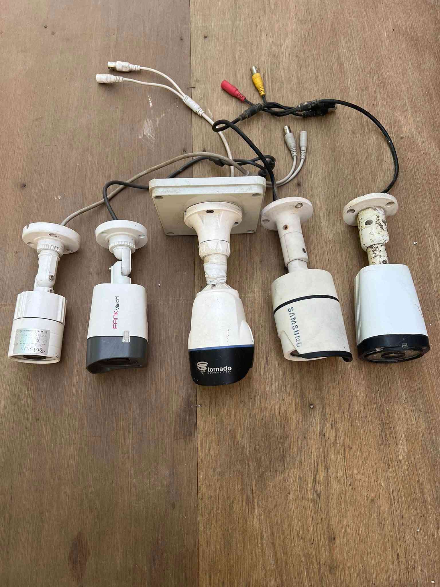 غراض للبيع بغداد شارع فلسطين ***********

