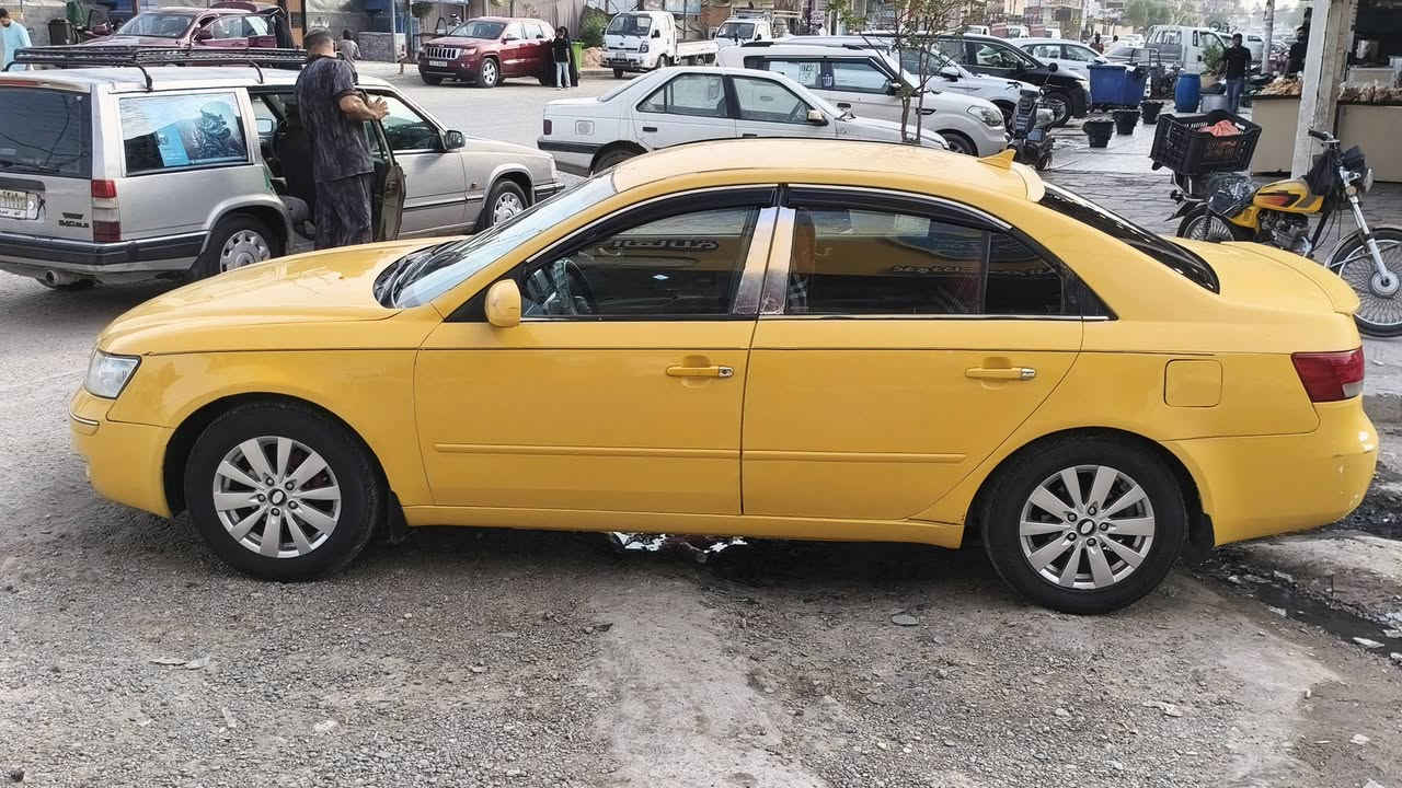 سوناتا  امريكي بيه باب خلف السايق مبدل فقط والباقي ليبل واحد موديل 2007 رقم كربلاء مميز 3 ارقام 
بسمي رقم انكليزي هزه جديده صار 3 اشهر من رقمت مصفره من كلشي سياره نظيفه مال جناي حداديه خير من الله محرك كير خير من الله اخو الجديد محرك دوش 2400 باتري جديد منظومه تبريد جديده  فقط كمبروسر ضعيف بس بيه تبريد السياره  تايرات نص عمر تقريبا ويل كب 16 كير اربع نمر المرغوب والصوره تكفي عارضه ب 90 وبيه مجال للشراي  *********** وبي واتساب @
