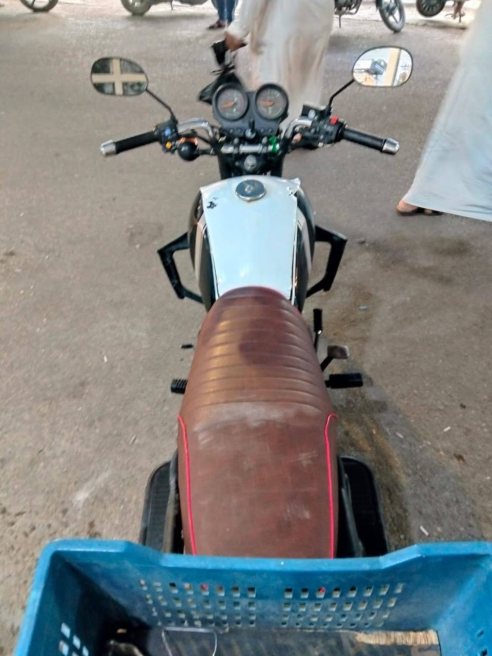 دايوان موديل ٢١ اوراق سكنر نكره سلف مكينه ناعمه كهربائيات كله شغاله مابي نقص السعر 850  ديالى بعقوبه الهويدر ***********
