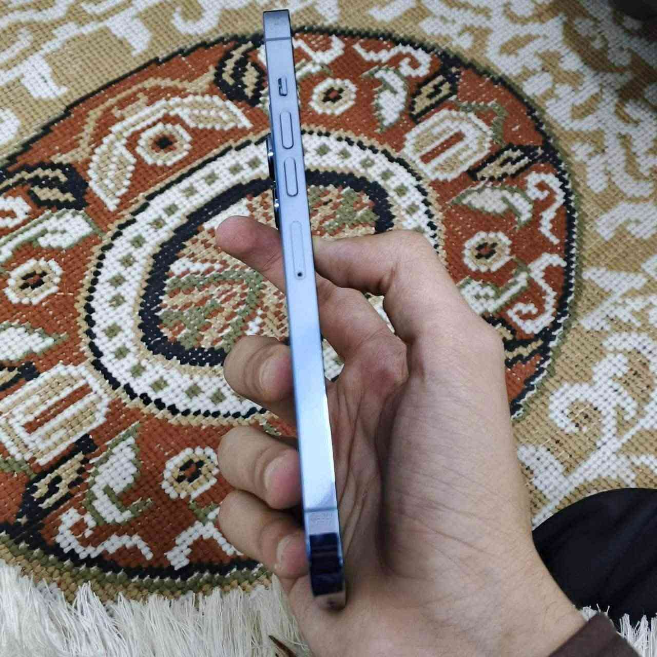 سلام عليكم
١٣برو ماكس

شرق اوسط

ذاكره٢٥٦

بطاريه٩٤

جهاز نضيف 

مامفتوح

سعر عل.               ***********
