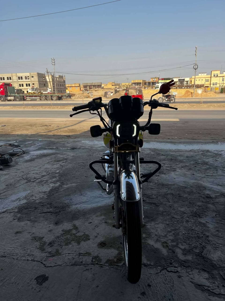 سلام عليكم تايكر مديل25 اوراق اسكنر مكفوله من الفتح نضيفه الدراجه قويه مكاني بابل قضاء القاسم السعر خاص او الاتصال بالرقم *********** وتدلل
