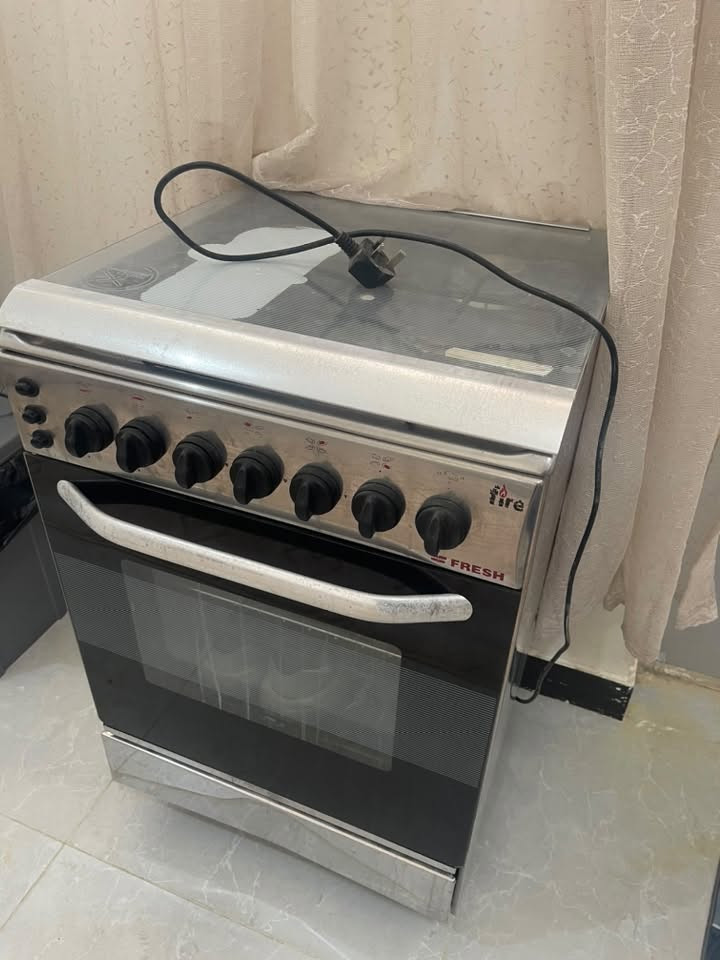 طباخ للبيع النضافه 90/بالميه
اخو الجديد نوع فرش 

***********
