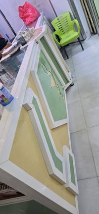 رفوف صيدلية • ارتفاع ٢٢٠ • ٨ قطع