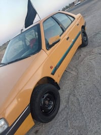 عندي بيجو البيع شراي يجي خاص لو يخابرني 07836374123