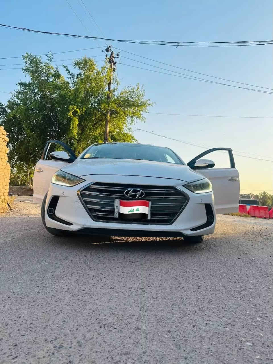 السلام عليكم النترا 2018خليجي  رقم بغداد فول مواصفات عده البصمه سياره مكفوله عنوان بغداد الاستفسار(***********)واتساب موجود

