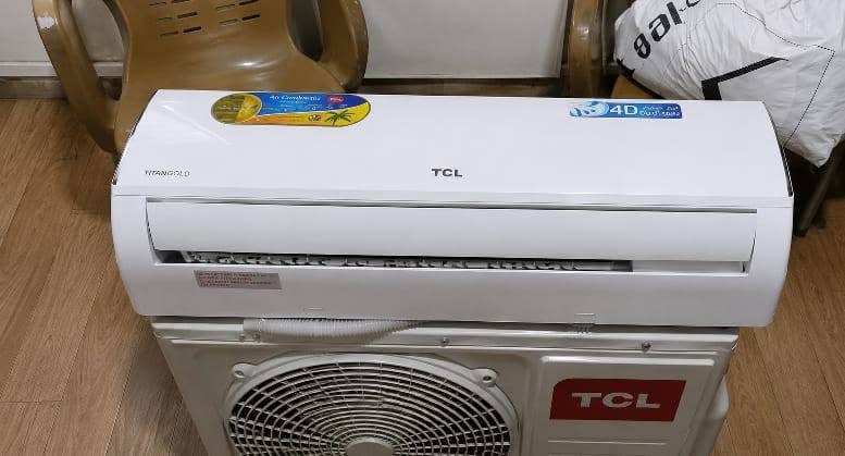 السلام عليكم 
سبلت TCL طن نظيف جدا مستخدم قليل المكان بغداد حي العامل للإستفسار واتساب ***********
السعر 250
