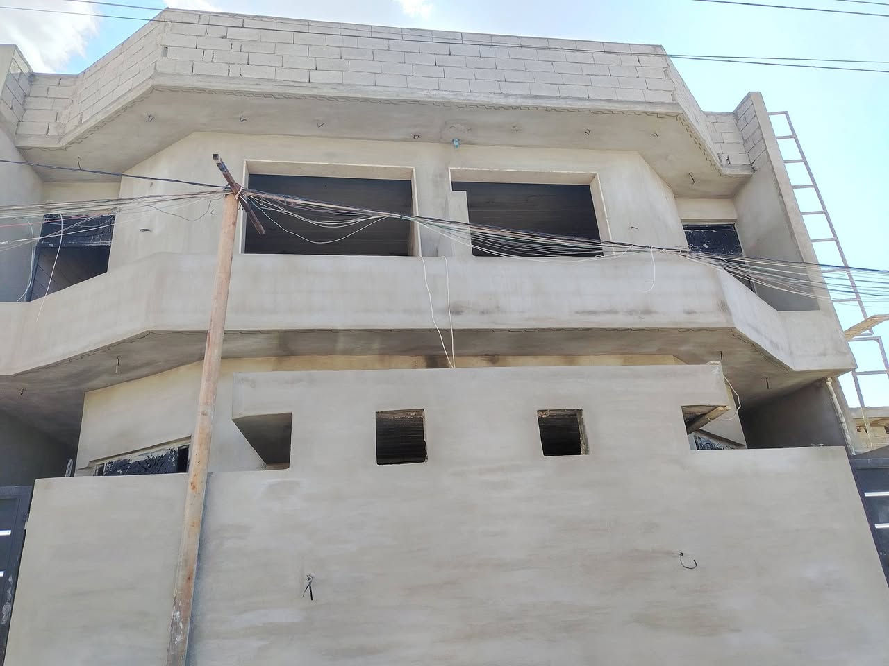 حمزلي بغداد • ١١٠م • بدون طابو