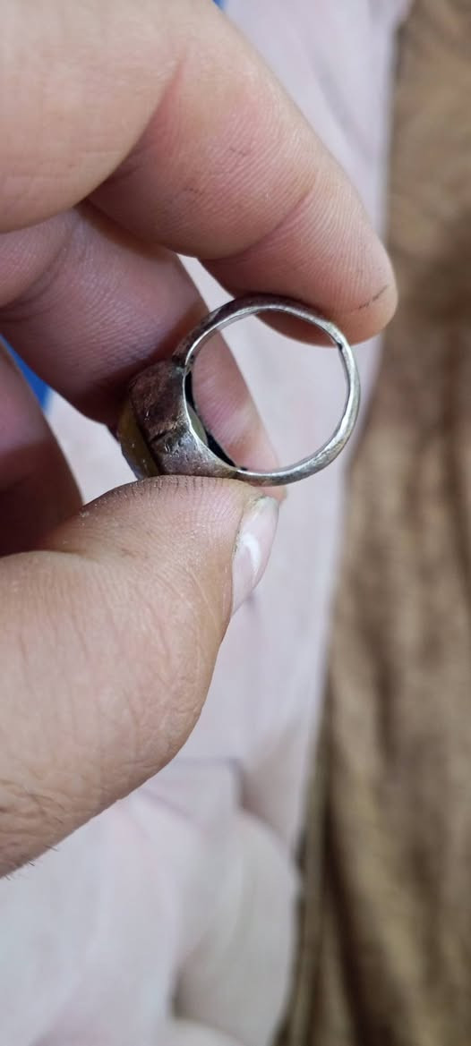 محبس فضه حجره قديمه جدا جدا ***********مكان حله توصيل متوفر
