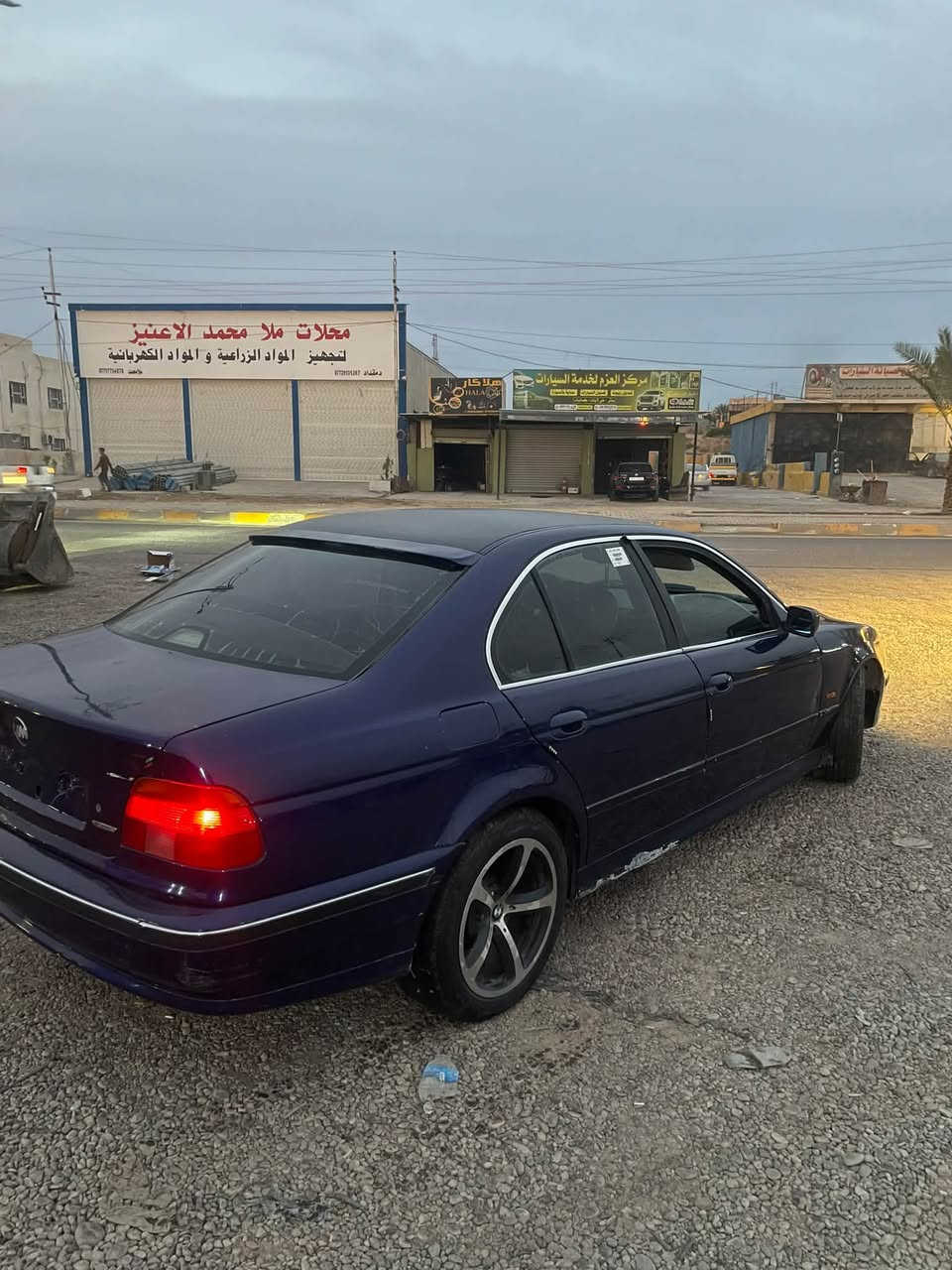 بي ام 528i • كير اوتو • تكريت العلم