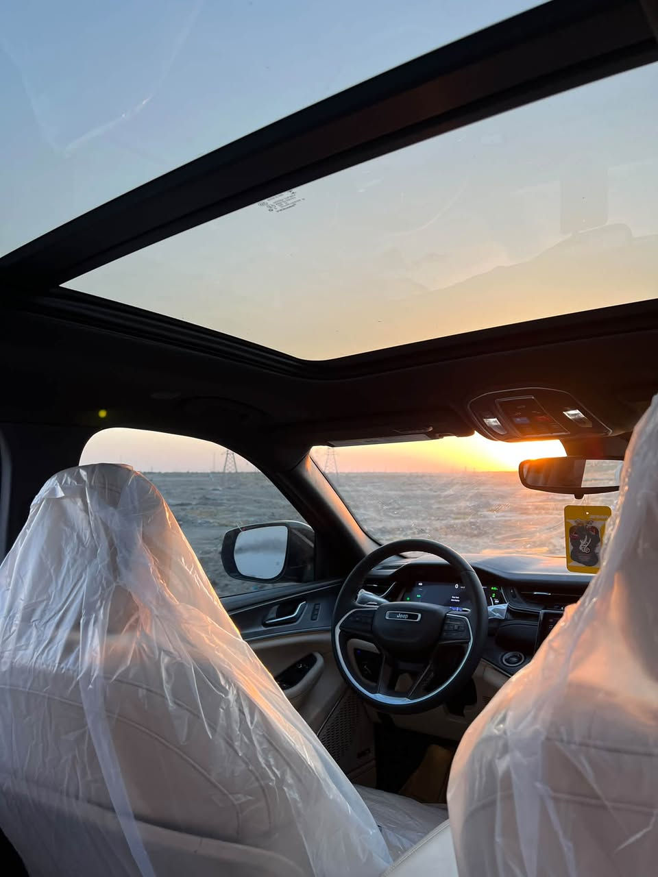 السلام عليكم
2023جيب كراند شيروكي 4xe
رقم بغداد داخل عسلي 3 شاشات وبانوراما
ماشيه 15فقط
تبدل بيها قبق جنطه وشويه بارد بالجاملغ الخلفي  مثل ما موضح بصور الحادث  
السعر 285 وبيها مجال
*********** واتساب او ماسنجر

نص مكتوب في الصور:
- 7
- 000-37472238 - 08/31/2023 - IAA Inc.