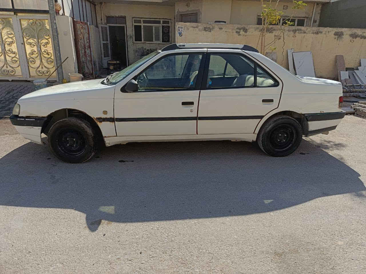بيجو روى سعره 24
مديل 2009 
مكينه ستوني مسويه تبريد شغال مكاني قريه الغدير 
***********
مكفوله من الضربه بيه كم دحجه بسيطه
