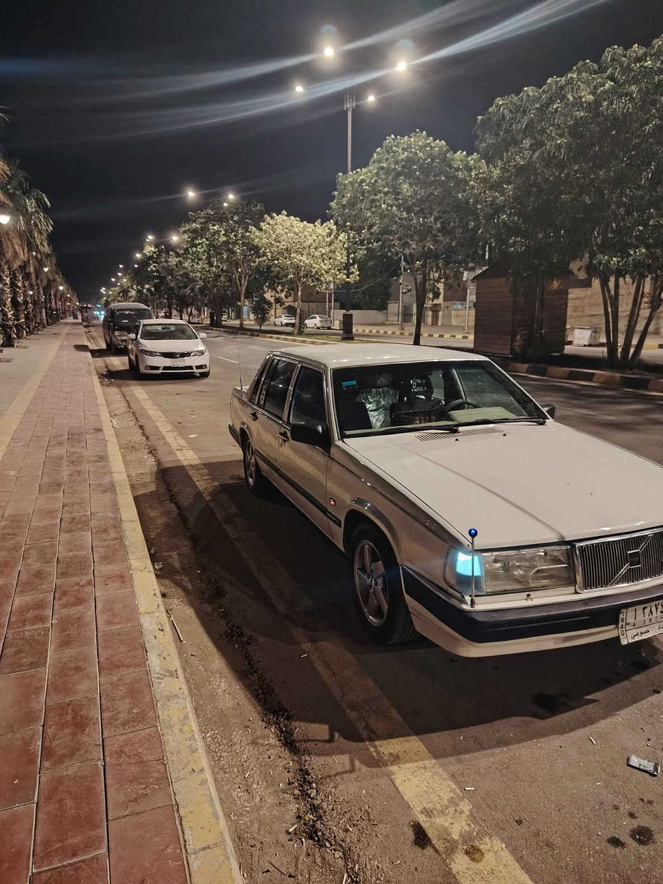 سياره فالفو 740 مديل 90 بجم 940 كثر أوتوماتيك سيارة جاهزة ما عايزة شي تبريد ثلج مكينة بلادية كير بلادي حداديه جديدة جاهزات غرفتها جديدة شاشة تاب كاميرا بيها
مال جناي سعرها 45 مقبول فقط بمراوس مارسيدس مكاني نجف *********** النجف, العراق
