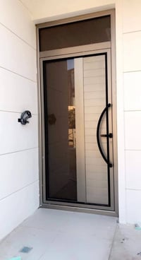 ألمنيوم مفصلي • شبابيك سلايد • عزل أتربه