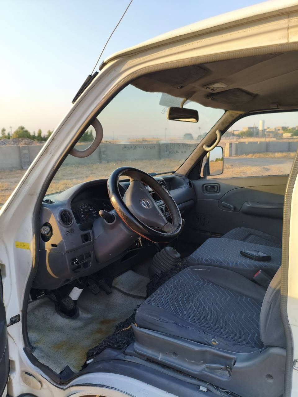 Nissan urvan 2007/ ***********
گێڕ و مەکینە و ئەکسل و تەبریت بە شەرت بەناوی خۆمە 
سەنەوی تا ٢٠٢٩ نوێیە لای سایەقی سبوغە و جەمپەکی خەفیفی پێشی هەیە نرخی ١١٥ وەرەقە و مەحمەلەکی برایانە أربيل, العراق
