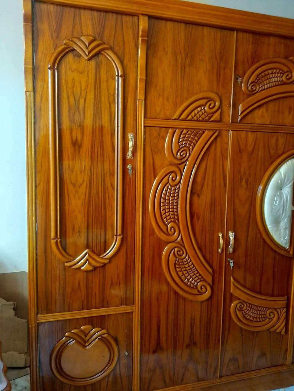 غرفه اخشاب مستعمله جدا نضيفه كاملة قضاء الموفقيه مكاني الاستفسار خاص ***********
