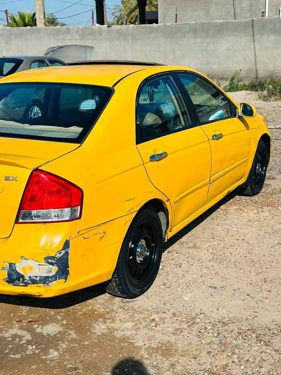 سياره سيراتوا  شكل اسبكترا  خليجي مكينة  1600 موديل 2009سياره جاهزه من كلشي ما ناقصه اي شيء وسياره نظامين غاز بانزين تحويل مباشر  السعر 63 وبيه مجال شي قليل رقم الهاتف ***********

