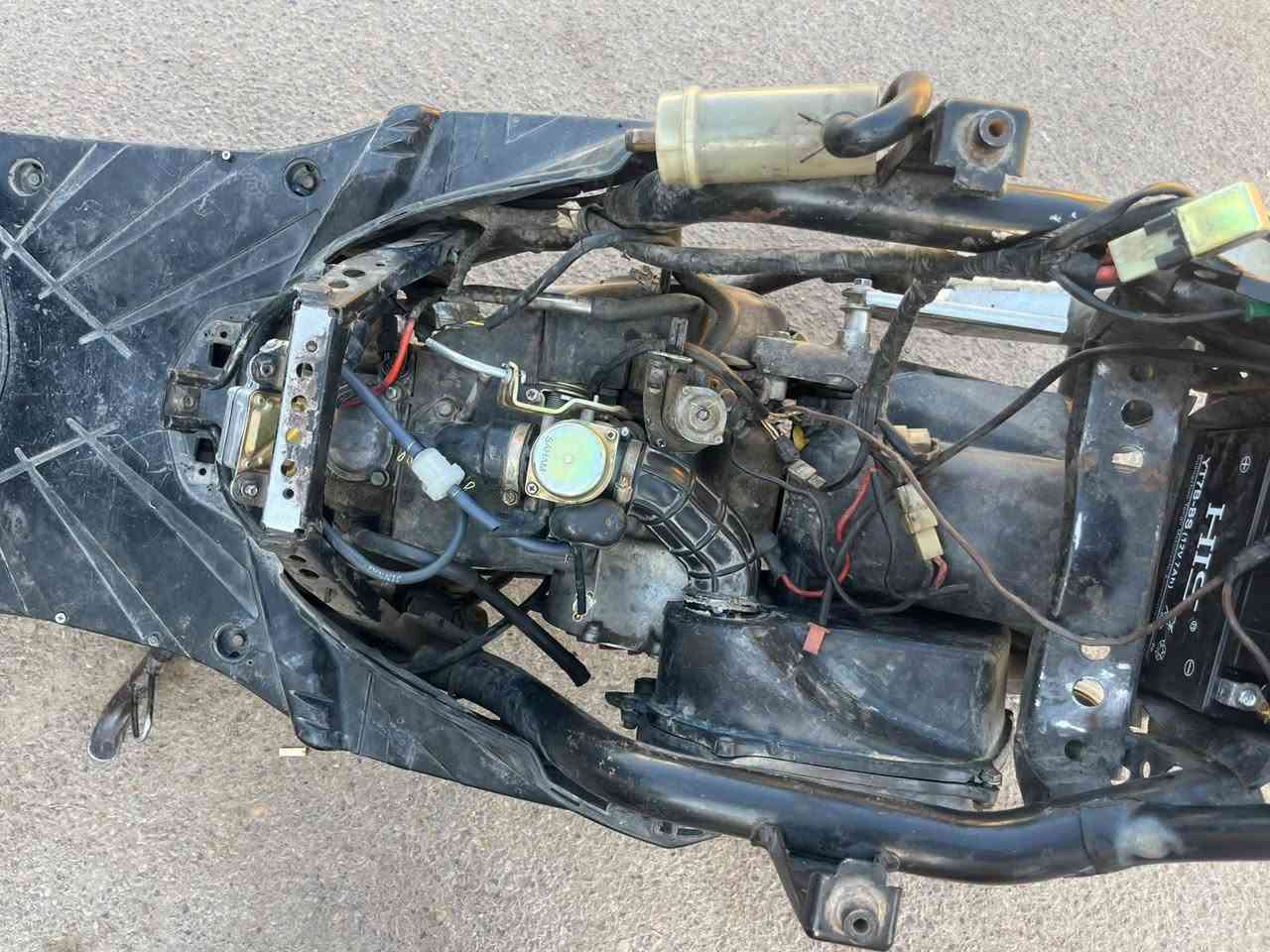سلام عليكم دراجه لبيع ماكس ثعلب 140 مكينه 58 شلعه فول بدون كفرات 475 بيه مجال مكان حي العامل هذا رقم تليفون ***********
