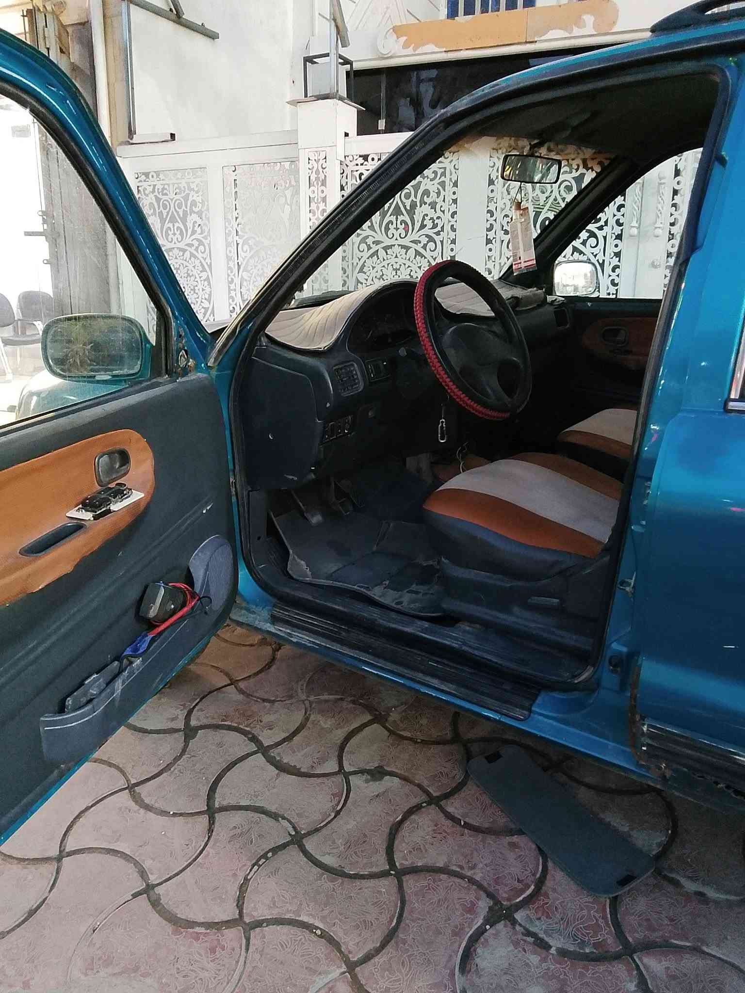السلام عليكم  للبيع فقط  سبورتج موديل 94 جاهزة من كلشي كهربأيات كلها شغاله ما عدا التبريد كير عادي  مكينة وكير خير من الله تخم تاير نضيف  صدر امامي خلفي جاهز السنويه لل٢٨ تحويل ثاني يوم  السعر 29$ وبي مجال الموقع بغداد الشعب غير متواجد على النت اتصال فقط  ***********
