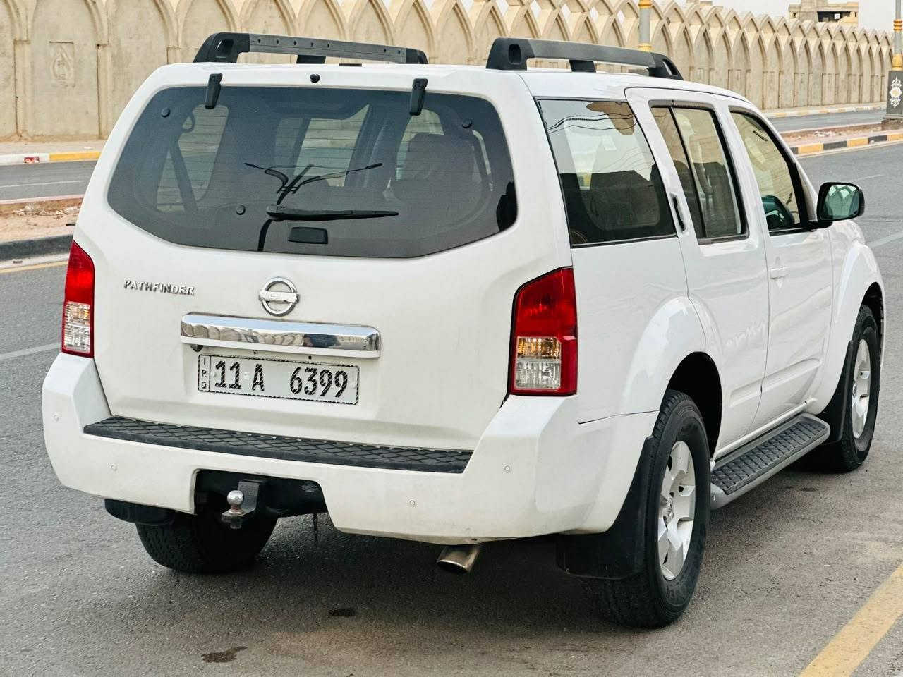 للبيع نيسان بافندر موديل 2008 رقم بغداد انكليزي ٤ارقام وارد خليجي مكفوله ضربه وتبديل بيها صبغ قبق جنطه فقط والباقي مكفول مواصفات شاشه كامره دواره حساس تحكم ستيرن داخل بيجي مكينه V6 وكير وحداديه وتبريد مكفولات تبريد قطعتين 7 راكب السعر88 عنوان كربلاء الاستفسار الاتصال ع رقم ***********
