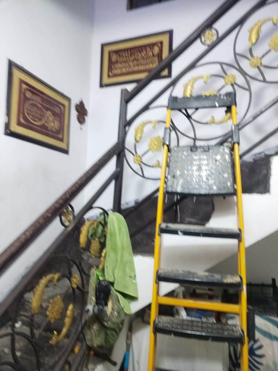 زعفرانية شارع الجواهري • ١٠٠م • ٣ غرف