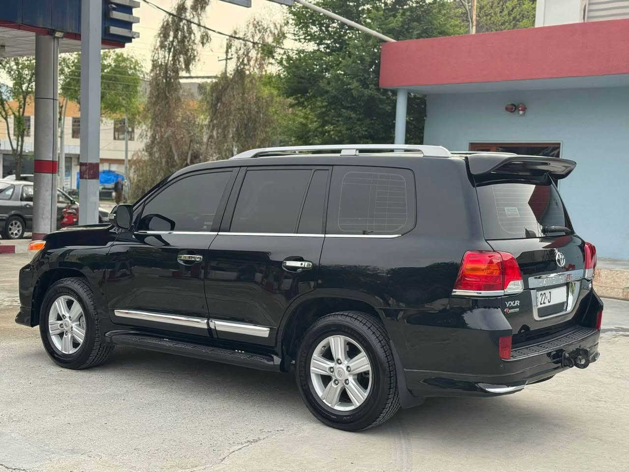 وەنەوشە مۆدیل ٢٠١٥ VXR قەپات مواسەفات گیر مەکینە  هەموو بە شەرت سەنەوی تا ٢٠٣٠ نوێیە بێ بۆیاخ دەحامیشی بۆیاخی نیە ١٠٤ هەزار رۆشتوە سحر ٣٨٥ وەرەقەو مەخالەکی کەم *********** شقلاوة, أربيل
