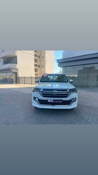 لاندكروز بريم • ٢٠١٣ • محرك٦