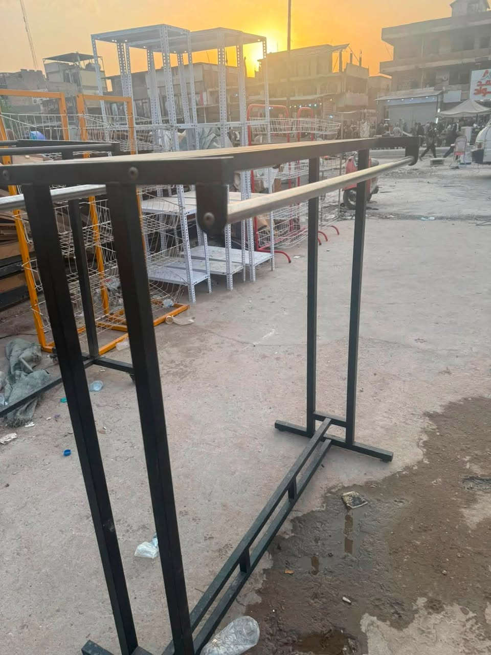 ستان ملاابس مستخدم اسعار مناسبة عنوان مدينة صدر قطاع 24انتصل تدلل***********حمودي📞☎️
