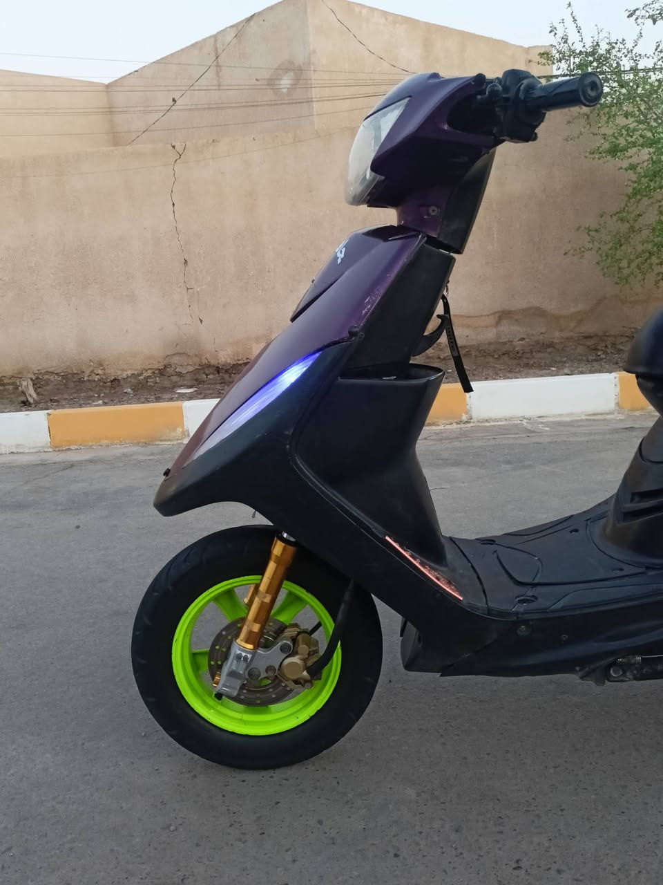 السلام عليكم
مـاكس عدله للبيع مفتوحه. 50 بلاد

دراجه تخبل احلا من الصور مكينه خرسه 
نهـضه ومشي تشك كاع شك تجي وتشوفها

كهـربائياتها كامله من طول للطول جاهزه.

حـساس بريكات. 

دبل امامي رياضي لون ذهبي 

وياله رياضي جديدات

تخم تواير جديدات 

سـلف / هـندر 

قفـل ستيرن / قفـل جنطه 

قـطره مال دهن رياضي

دراجه مزوعه تزويدات خارجيه 

الشـراي يـرسلني خاص 

((سـعرها 600 وبيها مجال)) 

مـكاني ناصرية مـركز بالشـموخ شـارع ياحـسين

***********
واتـساب
