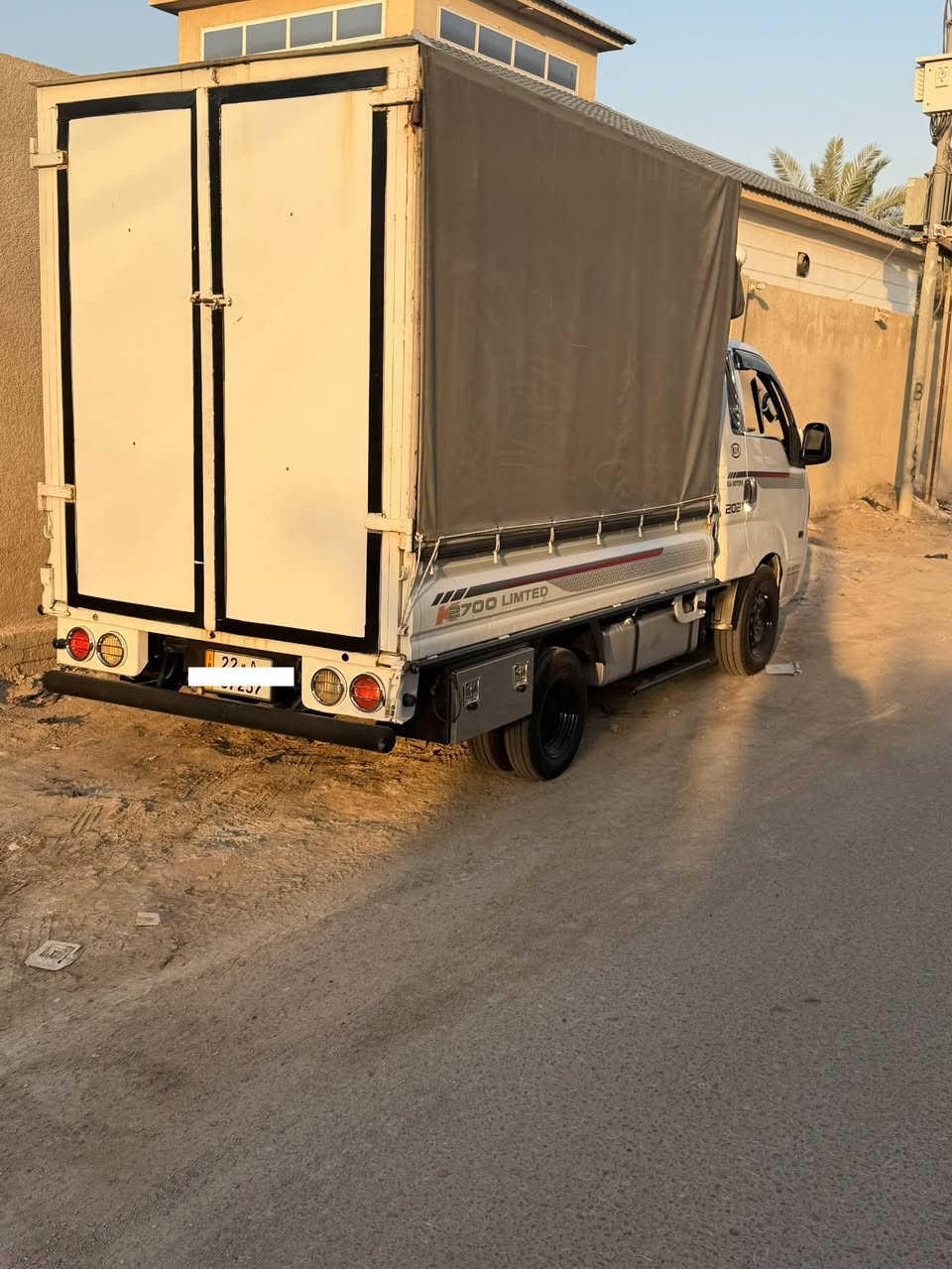 بنكو مسكر ادوات بيهه ارقام وسنويه اصليات مال دائره 
سياره جديده كير مكينه تبريد كله بلجيس سياره مصروف عليهه هواي دواخلهه كلهه مدوشمه شاشه بيهه دشبول اضافي تفصال ارضيات روزلاين تانكي ستيل 120 لتر صندوق عده ستيل دبه ماء 
االوان العداد مبدلهن مو مثل البلاد سياره جاهزه بمعنى الكلمه كفاله من الحرام حصه كاز وين متريد
بمكانهه بصره 
سعر 68 
***********
