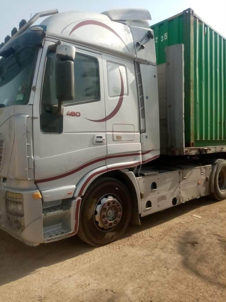 للبيع فول مواصفات سياره مكفوله رقم بغداد رقم تلفون 📞 ***********
