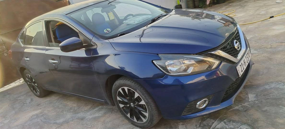 سنترا 2018امريكي ماشيه 160الف كيلو رقم سليمانيه بيه جامرلغ وبونيد مكان السياره داقوق 
سنترا 2018امريكي رقم سليمانيه بيه جامرلغ وبونيد مكان السياره كركوك داقوق سعره 90 /***********

