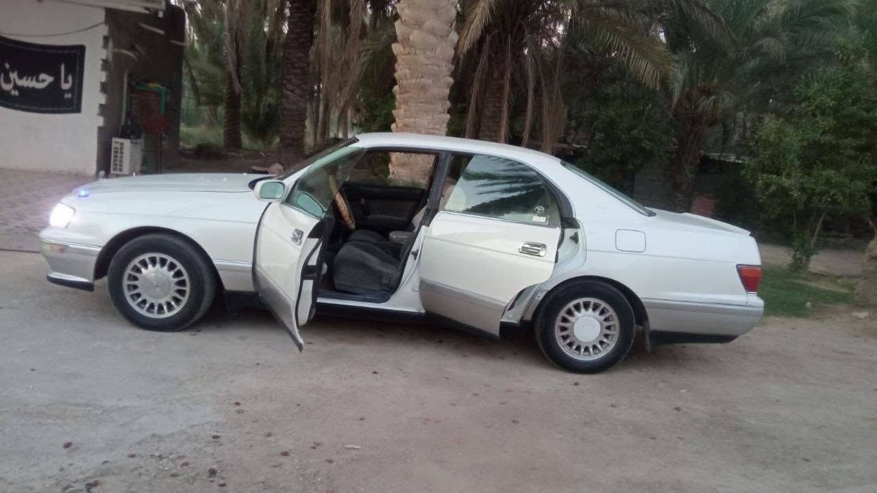 سلام عليكم سياره بطه للبيع
مديل 95
سياره شوفت عينك جديده بمعنى الكلمه 
رقم الانبار 
بسمي سنويه وهزه جديد 
سياره متعوب عليه مال جناي 
محرك وكير مكفولات 
سياره مكفوله من الكصه والنقل جثه والعيب الشرعي والاصوليات 
تخم تاير 
حداديه وصدر امامي خلفي 
كله جديد 
سياره بيه رشات صبغ قليل 
الله شاهد سياره احله من الصوره 
لايت زنون 
مكاني بابل الحمزه الغربي 
السعر 55 
باقي التفاصيل على هاذه الرقم ***********
***********
