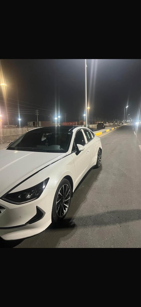 سوناته موديل 2022 فول خليجي بانورامه  حساساس اماميه خلفيه شاحن لاسلكي مواصفات الخليجي بعد بيه ملاحضات السياره 
ماشيه سياره 180،000
المحرك وكير كفاله ما مفتوح برغي ولا بيه صوت 
السياره مناقصها شي شغل وسافر بيه شرط 
سعرها 160 بيه مجال 
*********** البصرة, العراق
